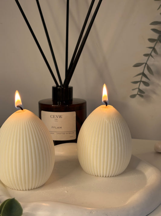 Ribbed Easter Egg Candle