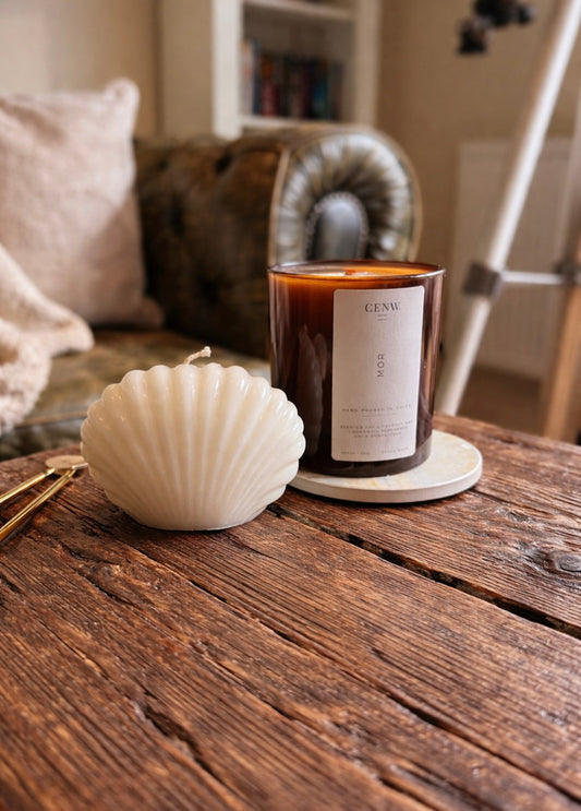 How to Choose the Right Candle for Your Space